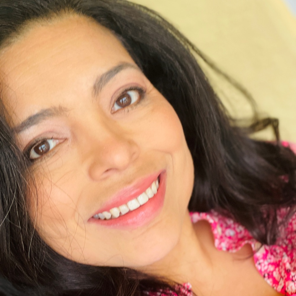 Meet your Posher, Rina